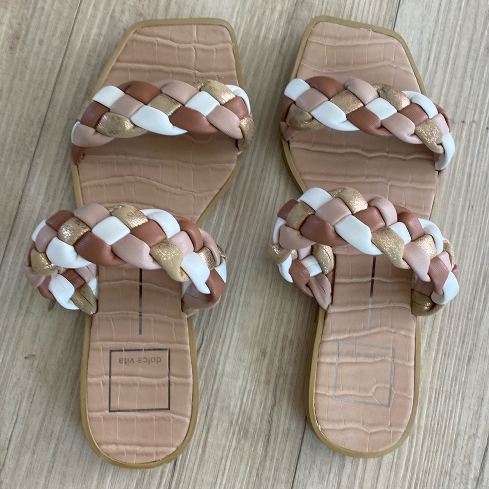 Dolce vita sandals size 6.5